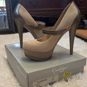 Jessica Simpson Cheetah platform heel